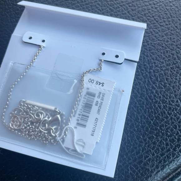 Kendra Scott NWT Dave Pendant - Picture 2 of 2